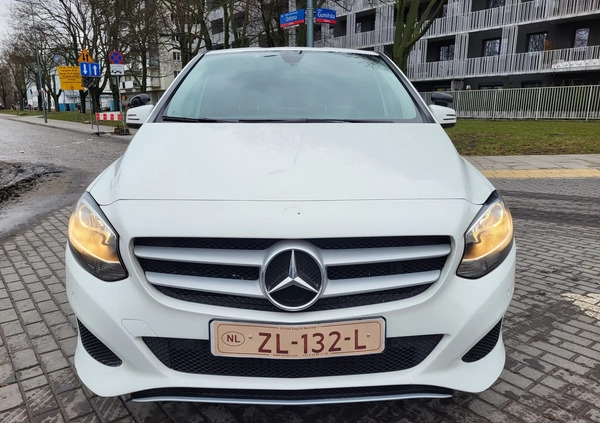 Mercedes-Benz Klasa B cena 49900 przebieg: 265167, rok produkcji 2018 z Warszawa małe 562